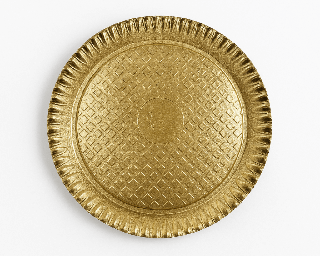 Prato dourado em cartolina com revestimento antigordura para bolos – Cafés Serrano