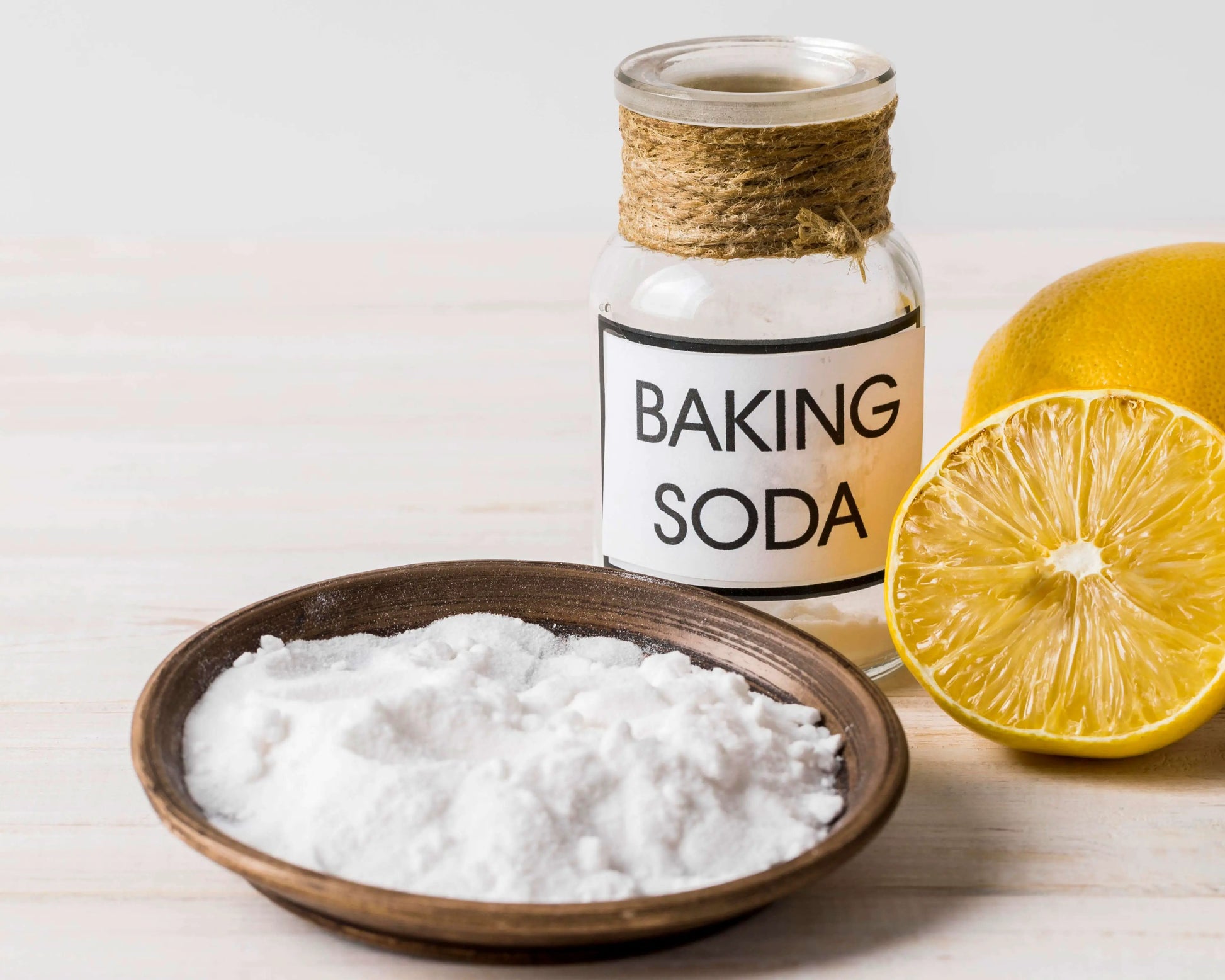 Aplicações do bicarbonato de sódio em receitas, limpeza e cuidados pessoais