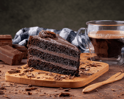 Bolo de Brigadeiro feito com preparado Cafés Serrano – fofo e saboroso