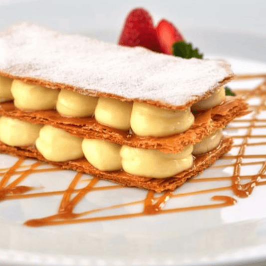 Creme russo pronto para rechear bolos e tortas, textura suave e deliciosa